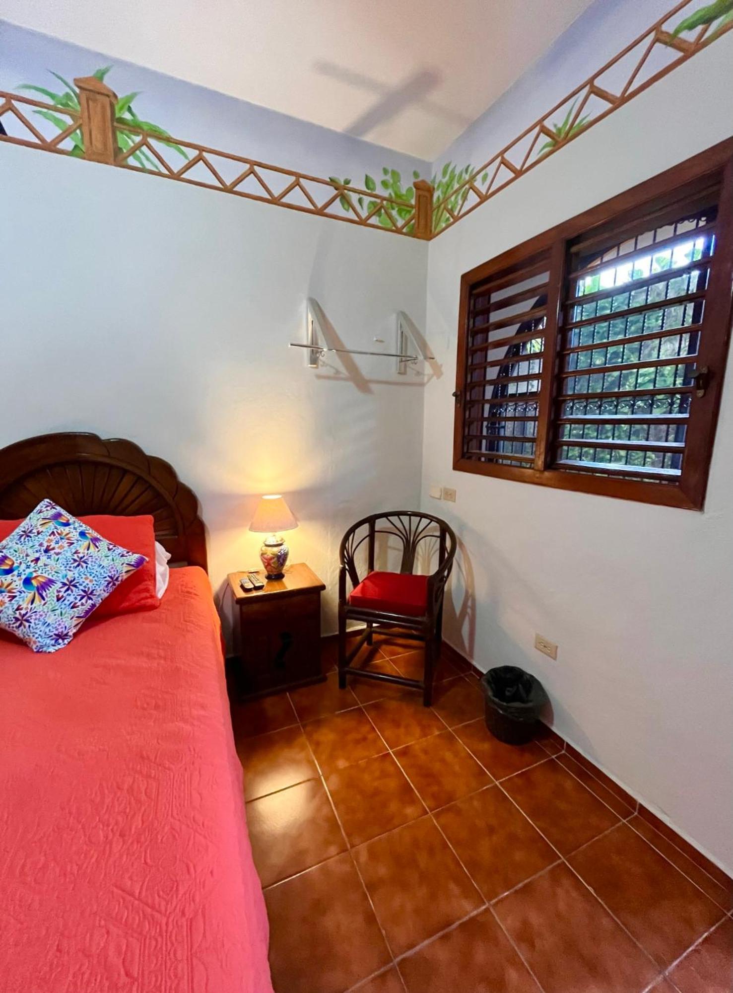 Bed and Breakfast Casa Tres Colibries Mérida Zewnętrze zdjęcie